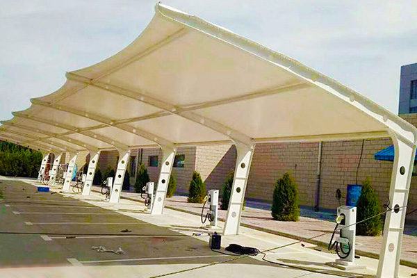 膜結(jié)構(gòu)車(chē)棚