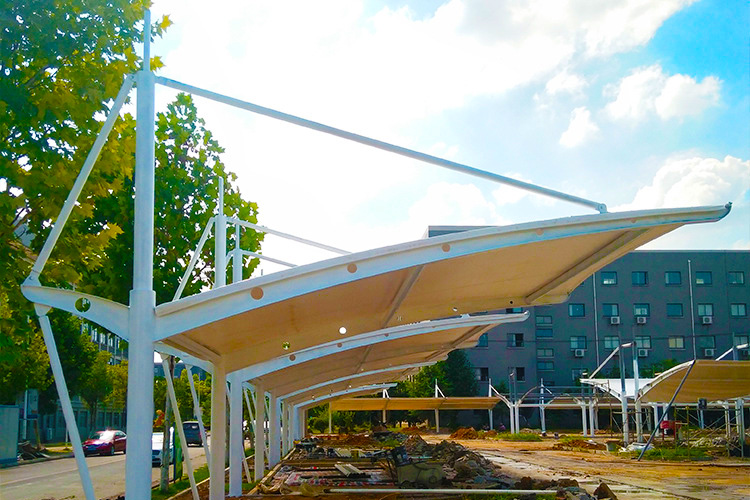 白城膜結(jié)構(gòu)車(chē)棚