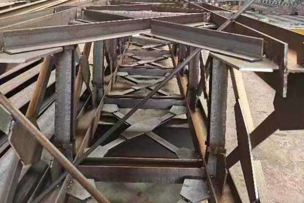 長(zhǎng)春鋼結(jié)構(gòu)網(wǎng)架的制作與安裝